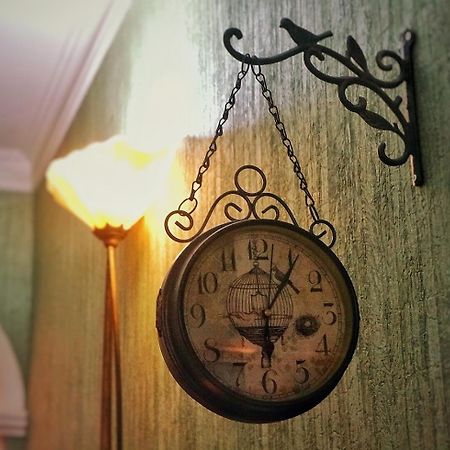 Hotel Pavo Тбилиси Екстериор снимка