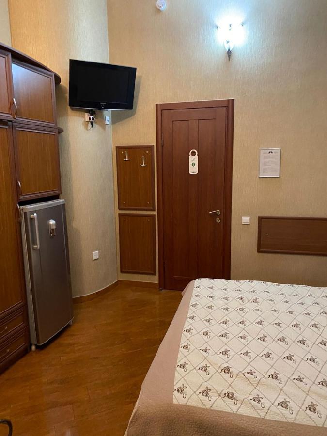 Hotel Pavo Тбилиси Екстериор снимка